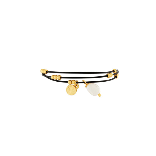 Audrey Pearl String bracelet. Black leather and freshwater pearls. Dansk Copenhagen