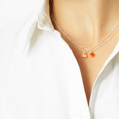 Schilderkette mit Anhänger. Neonorange. Sterlingsilber. Scherning Copenhagen